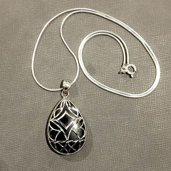 Black Onyx Cabochon Teardrop and Sterling Silver Filigree Overlay Necklace - Picture 4 of 10